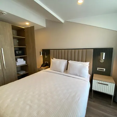 Livinton Atasehir 호텔 *