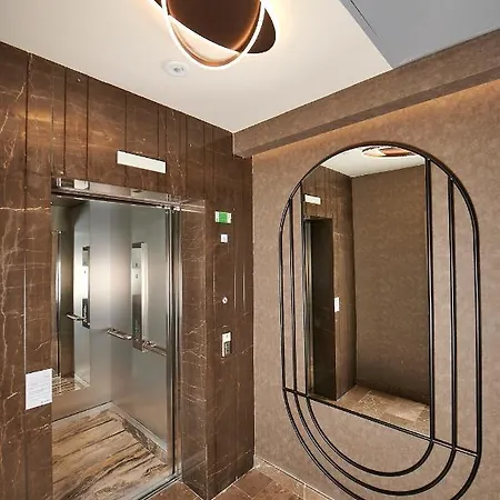 Livinton Atasehir מלון *